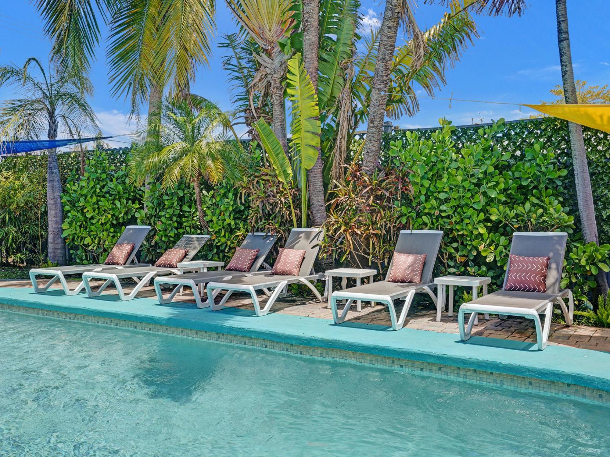 Large Gay Men'S 1 Bedroom W Gameroom Heated Pool Clothing Optional Oakland Park Exterior foto